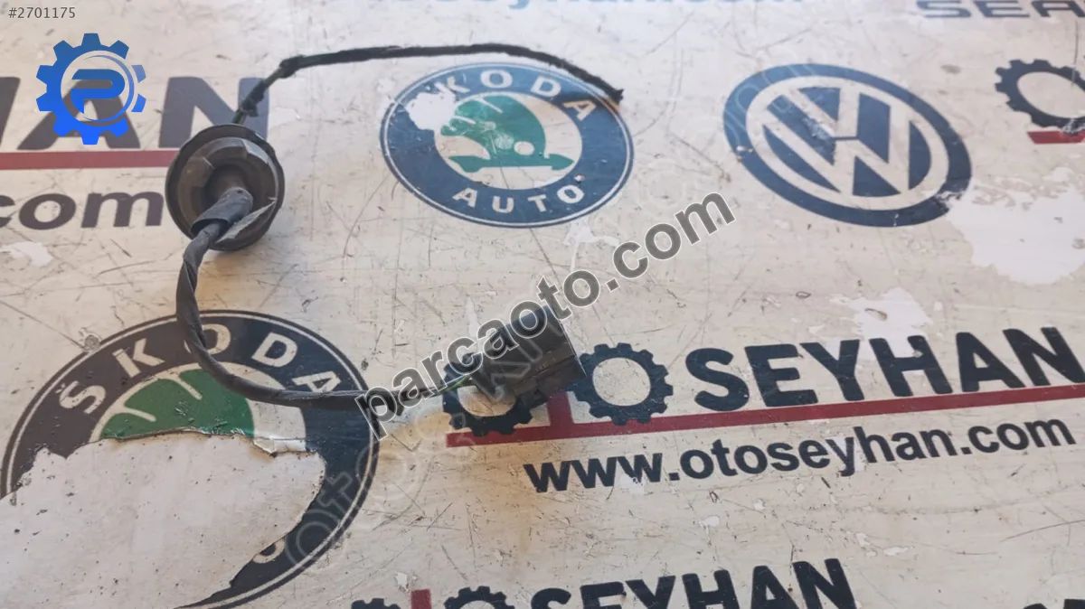 4H0973712 Skoda Octavia 2021 arka stop lambası soketi