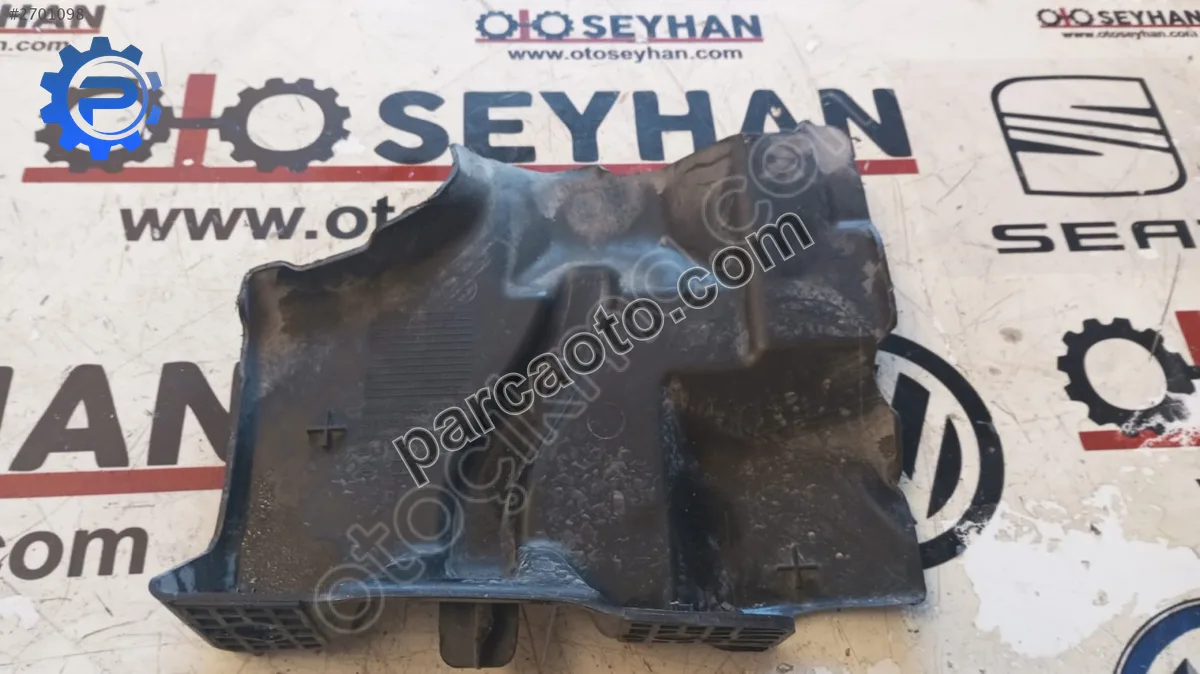 5E3825841A Skoda Octavia 2021 V kayışı koruma kapağı