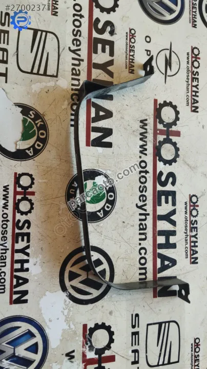 5WA201656 Skoda Octavia 2021 yakıt deposu tutucu demir