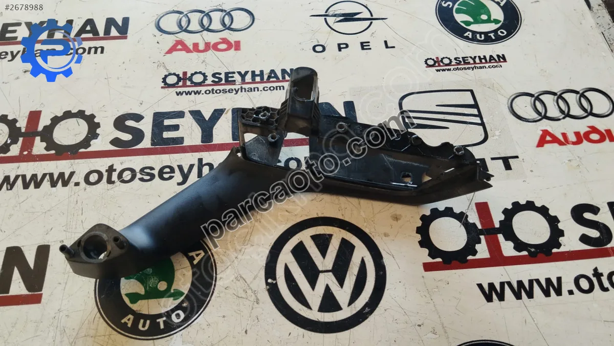 5e4867012 skoda octavia 2021 arka sağ kapı döşemesi iç çekme kolu
