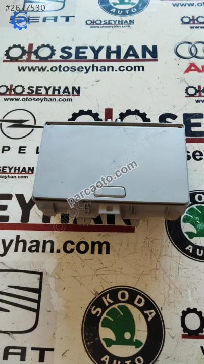 5E3868837 Skoda Octavia 2021 ön tavan eşya bölmesi