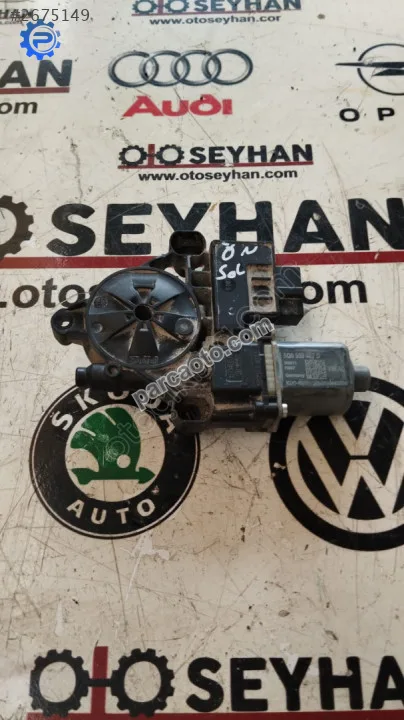 5Q959407 Skoda Octavia 2021 ön sol kapı cam motoru