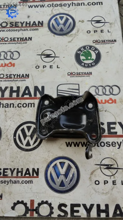 T-cross arka dingil sol bağlantı ayağı