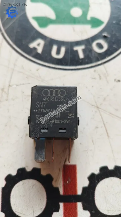 4H0951253C t-cross 646 nolu role