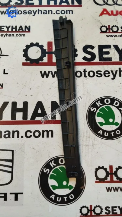 2GM868225 T-cross göğüs sol yan kaplaması