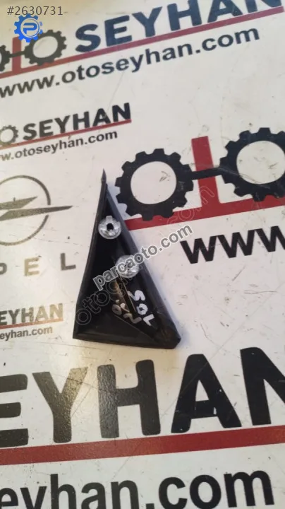2GM853273A t-cross ön sol çamurluk üçgeni
