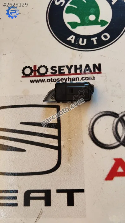 2GM962125A T-cross merkezi kilit düğmesi