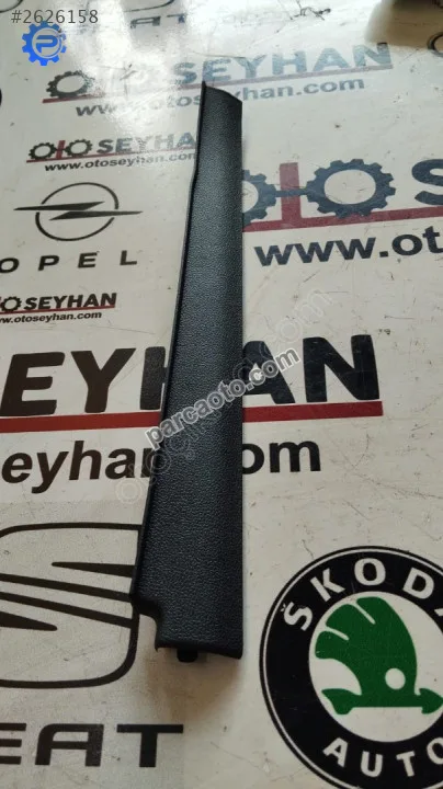 2GM868226 T-cross göğüs sağ yan kaplaması