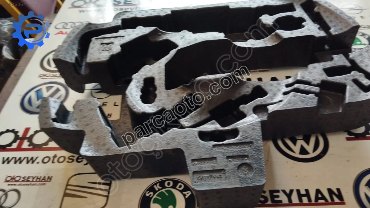 2GM012115 T-CROSS bagaj stepne köpüğü