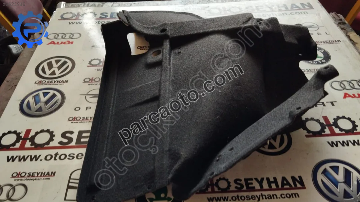 2GM867428N T-cross bagaj sağ yan kaplaması