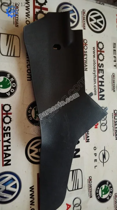 2GM863045 T-cross Orta konsol sol yan kaplaması