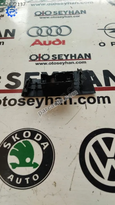 2G4867256 T-cross arka sağ kapı tekli cam düğmesi kaplaması