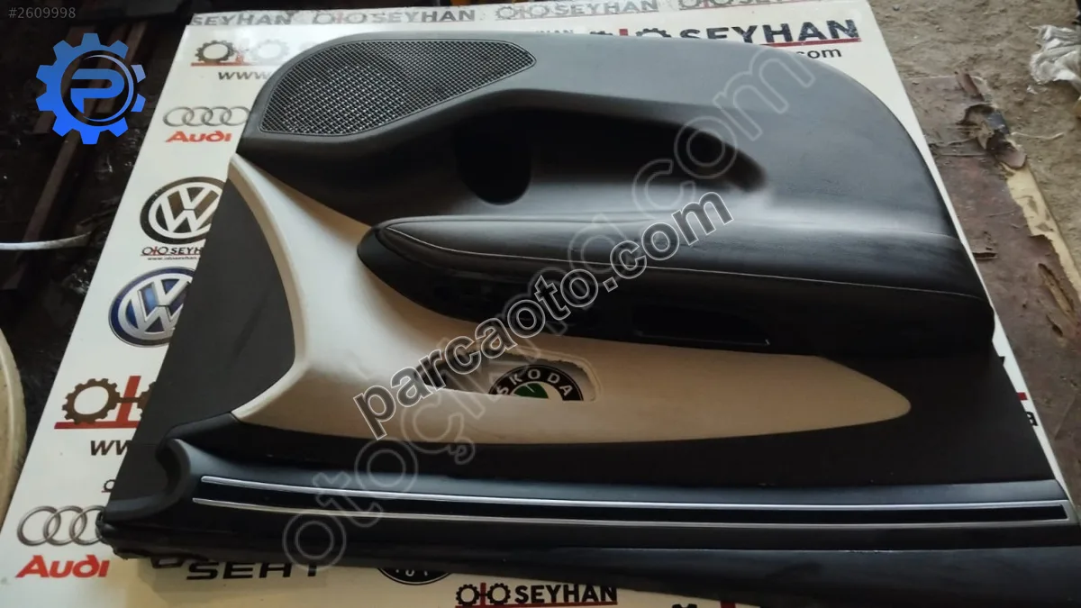 82376-N700 Hyundai Tucson 2022 sol ön kapı döşemesi