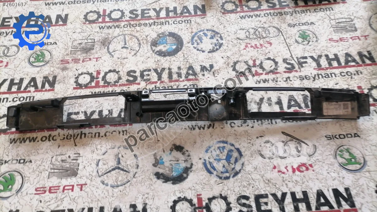 N7924-65010 HYUNDAİ TUCSON 2022 PLAKA LAMBASI ÇERÇEVESİ N7924-65010 HYUNDAİ TUCSON 2022 PLAKA LAMBASI ÇERÇEVESİ