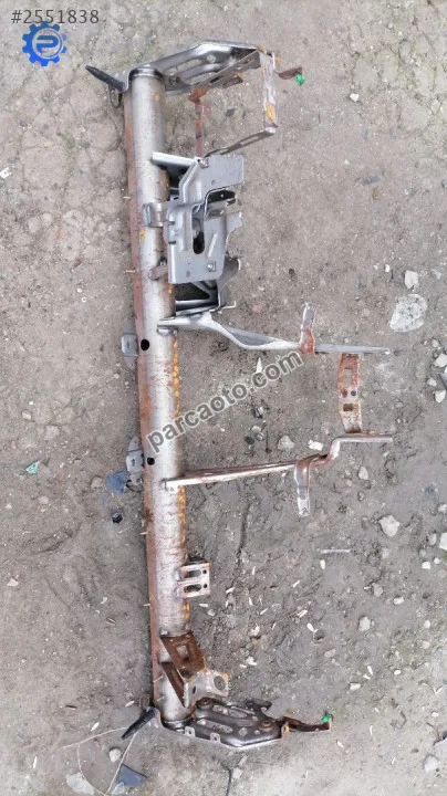 Opel corsa d göğüs demiri