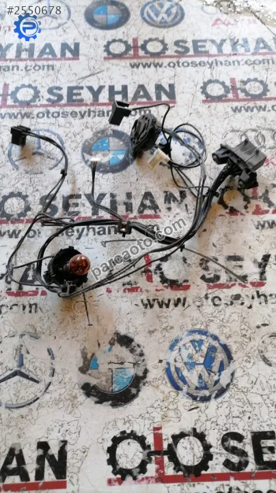 Opel corsa d ön sol far iç tesisatı