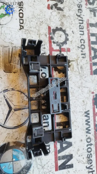 5H0971845 Golf 8 yardım kontrol ünitesi braketi