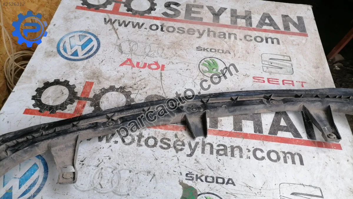 13368686 opel astra j ön tampon alt braketi