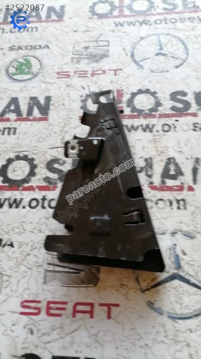 Opel astra j ön sol kapı cam kızagı yuvası