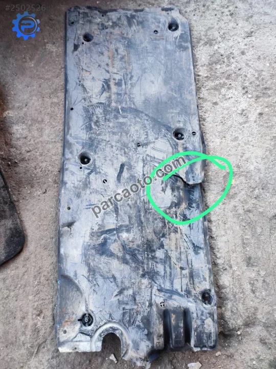 Polo 2018 sol alt taban plastiği
