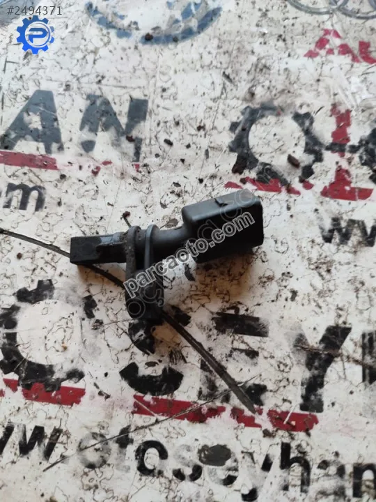 WHT003860 Passat b8 sağ ön tekerlek hız sensörü
