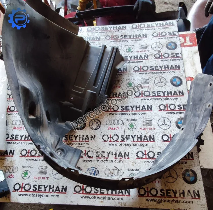 Nissan Micra ön sağ davlumbaz