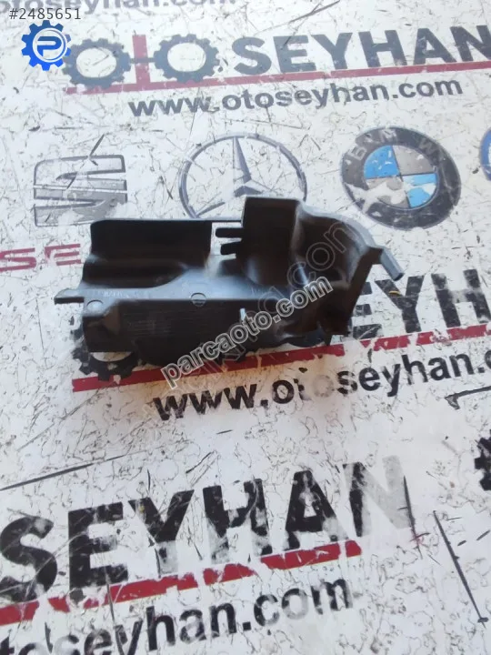 5K0837349B Passat b8 sol ön kilidi kapağı