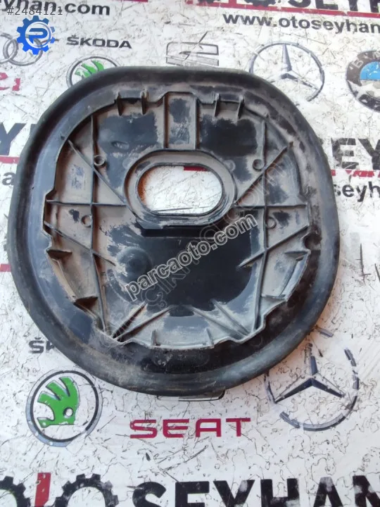 5Q0803961D Passat b8 depo şamandira kapağı