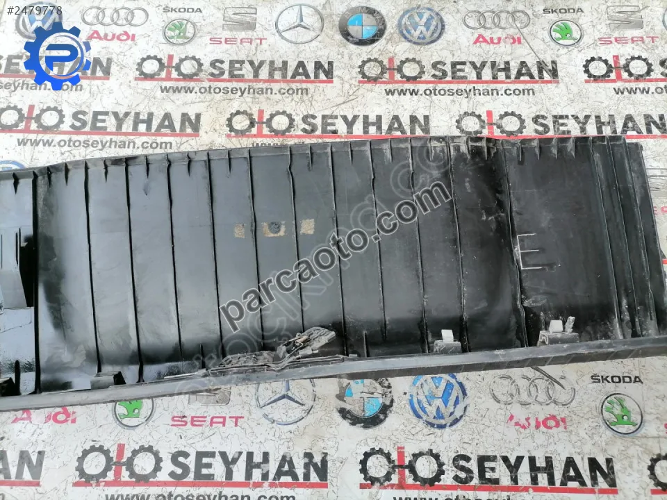 3G5863459 Passat b8 bagaj kilt koruma kapağı