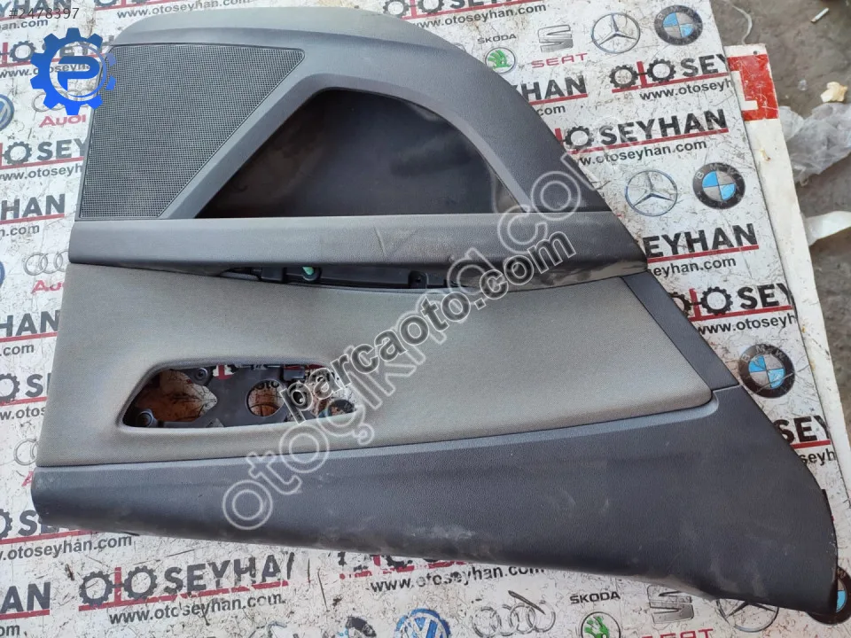 5F4868605 Seat Leon 2015 sol arka kapı döşemesi