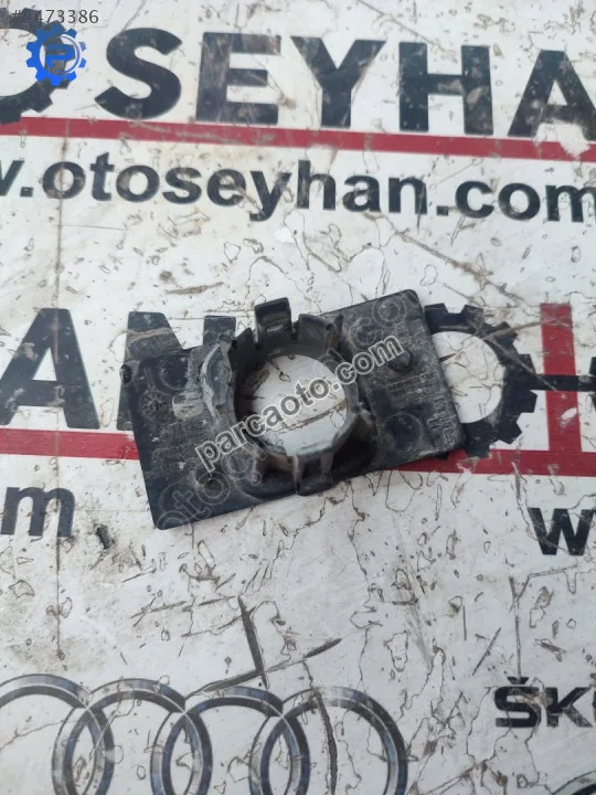 5F0919486 Seat Leon 2015 arka park sensörü braketi