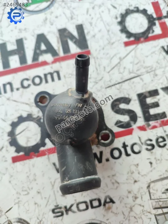 04L121131AB 1.6 Dgt motor su flanşı