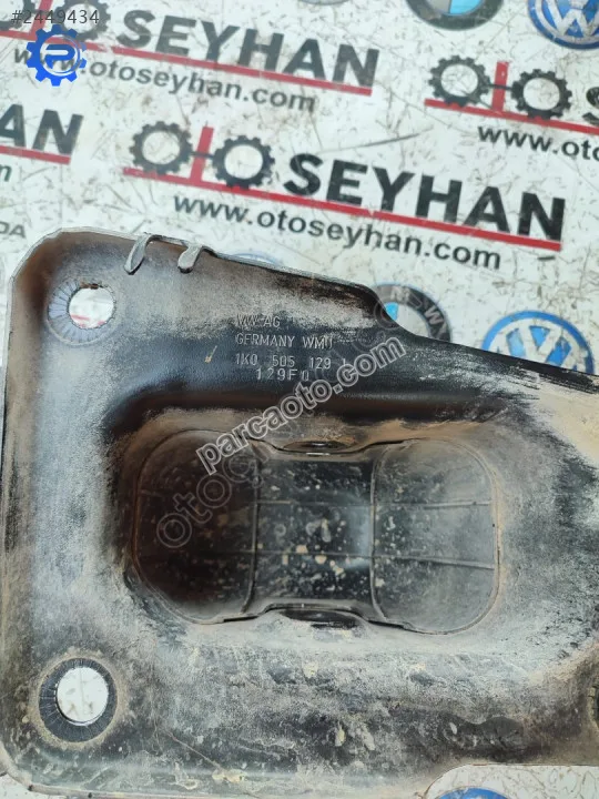 1K0505129 Skoda Superb 2020 sol arka dingil bağlantı ayağı