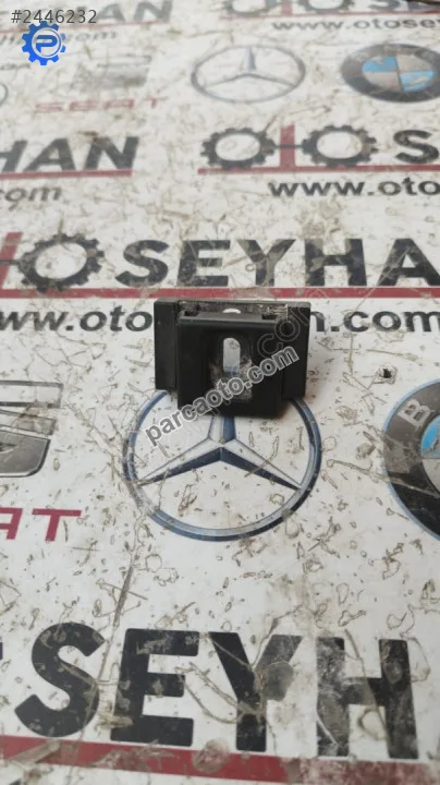 5E5827675 Skoda Super b 2020 bagaj kapağı dayanma takozu