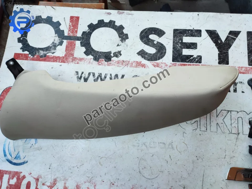 3V0885701AL Skoda Superb 2020 arka koltuk sol yan minderi