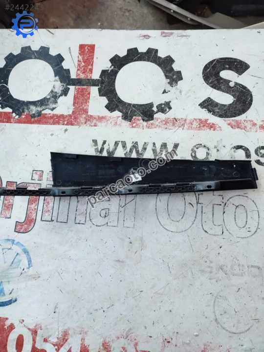 3V0839902 Skoda SuperB 2020 sağ arka kapı dış direk kaplama