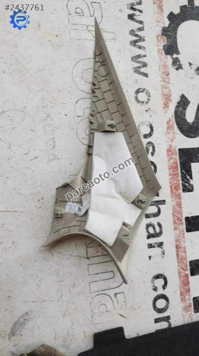 3V5867288D Skoda Super b arka sağ direk kaplaması