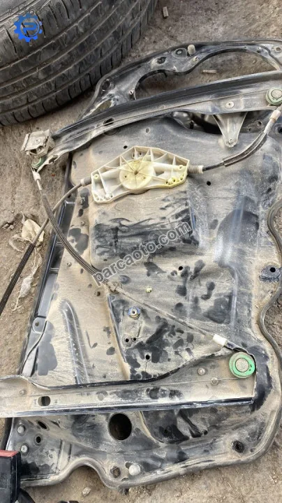 3C1837756G vw passat b6 ön sağ kapı cam krikosu ve panosu
