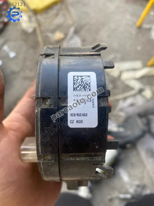 3C0953653 vw passat b6 silecek sinyal kolları tutucusu