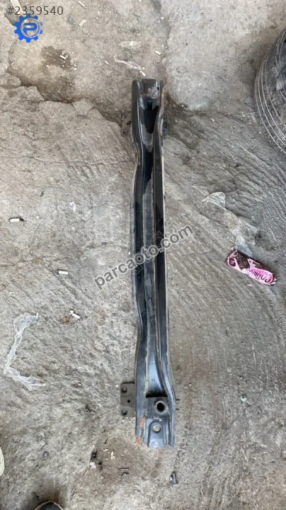 vw tiguan 2018 arka tampon demiri