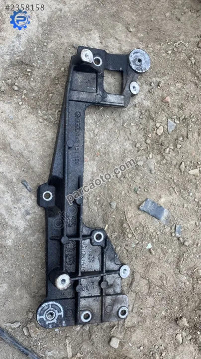 03G131159 vw passat b6 2.0 tdi bkp motor egr tutucu
