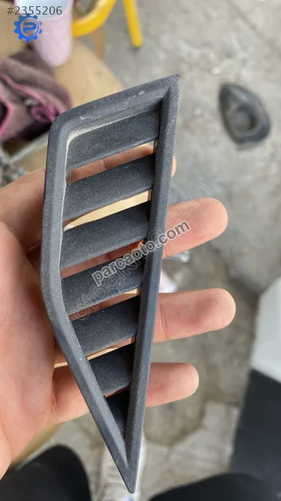 5NB819705 vw tiguan göğüs sol havalandırma çıkışı