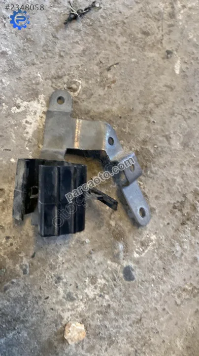 1K0971858 skoda octavia 2021 ön tesisatı tutucu