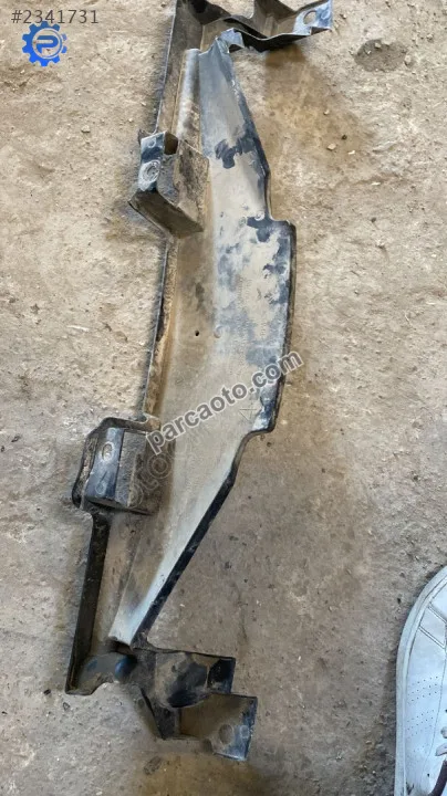 53269-OD120 toyota yaris ön panel üst kaplaması
