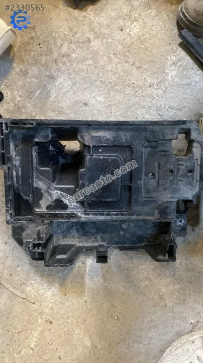 37150-N7000 hyundai tucson akü yuvası