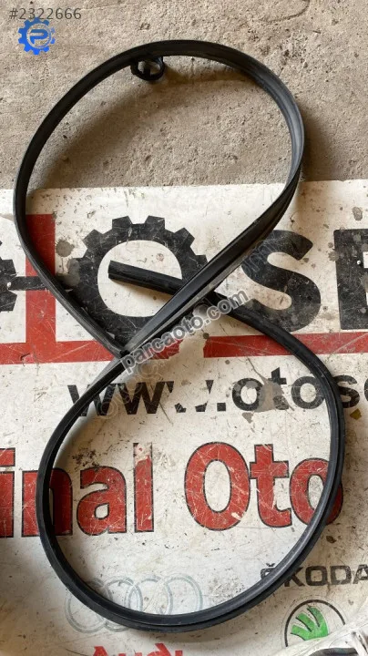 opel corsa d tavan sol kenar lastiği opel corsa d tavan sol kenar lastiği