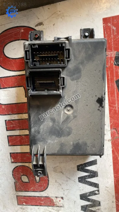 13424262 opel corsa d sigorta kutusu içi