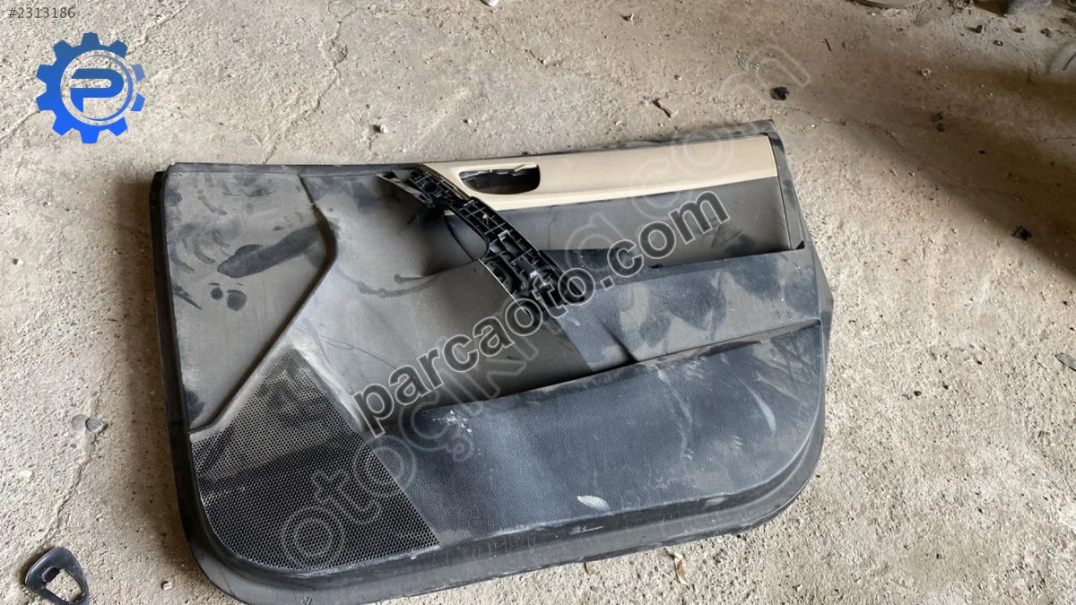 toyota corolla 2018 sağ ön kapı kartonu