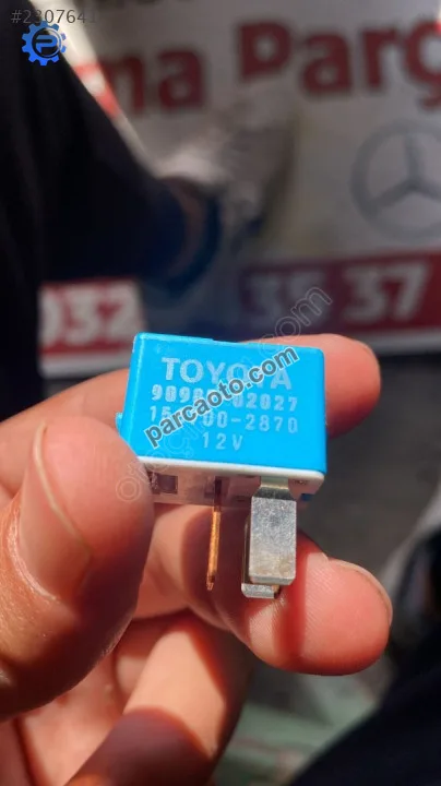 90987-02027 toyota corolla 2018 4 dişli röle