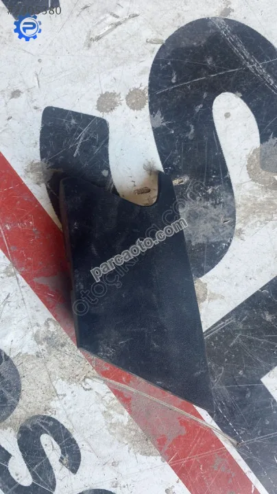 13381819 opel astra j ön sol sis çerçevesi vida kapağı